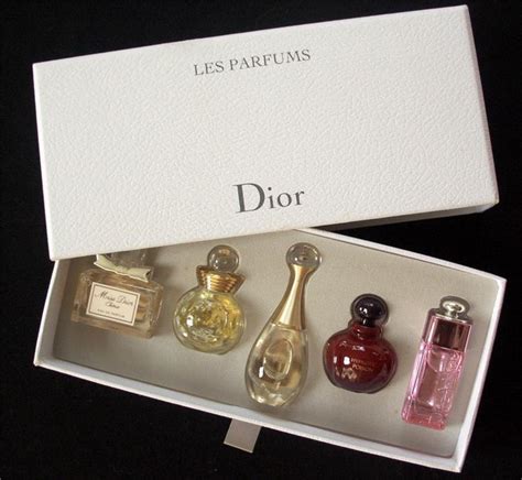 coffret perfume meaning.